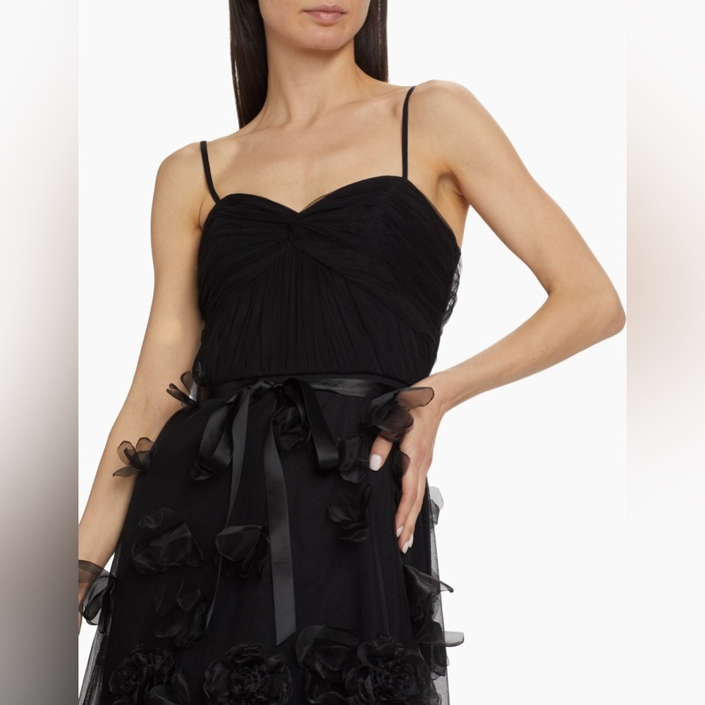 NEW Marchesa 3D Black Floral Rose-Embellished Tulle Cocktail Gown Sz 6 - Picture 2 of 12